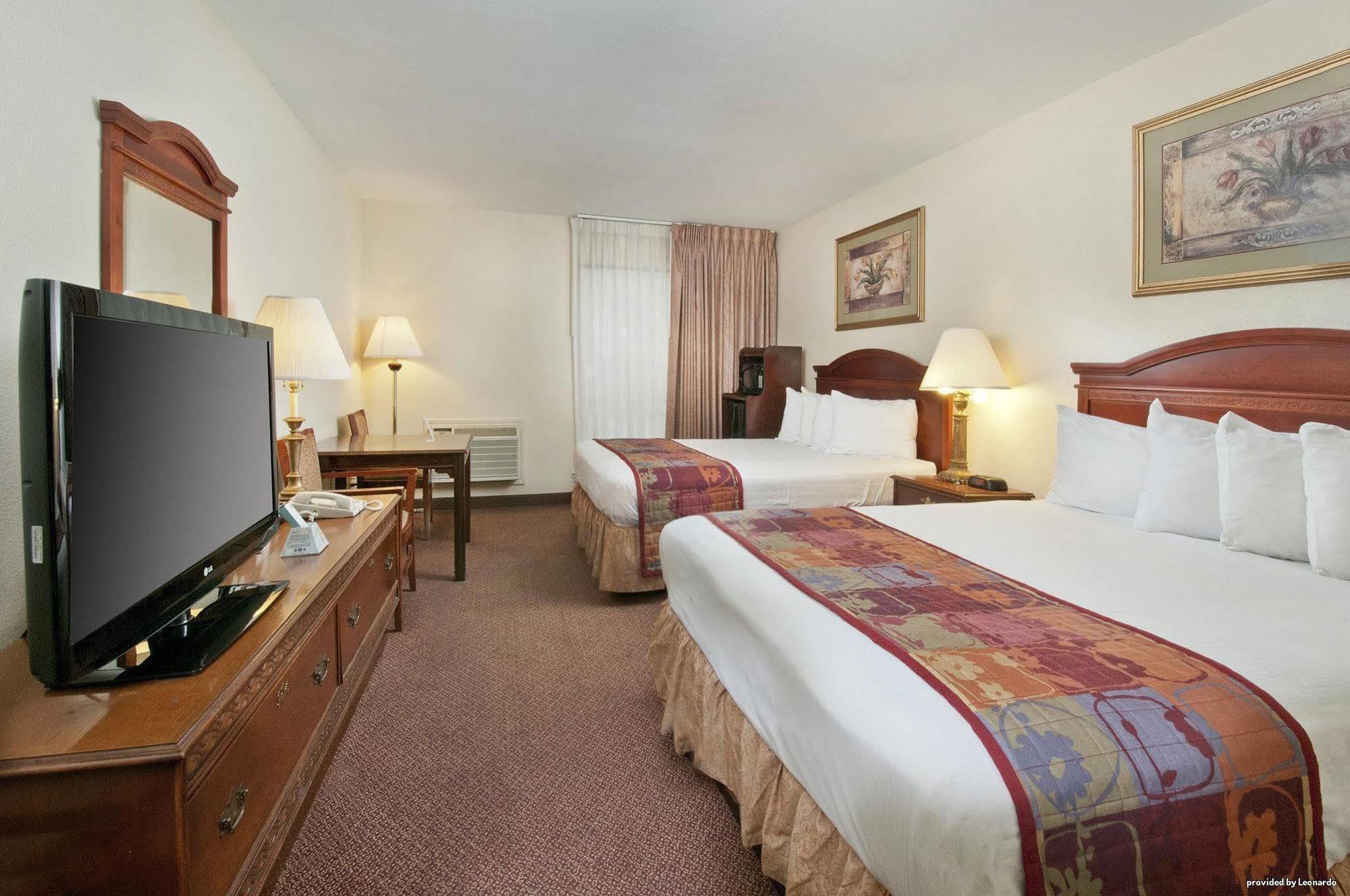 Best Western Near Lackland Afb Seaworld San Antonio Exterior foto